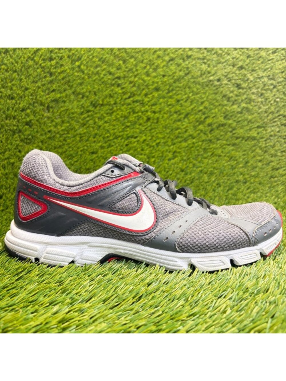 Nike Downshifter 4 Mens Size 10 Gray Red White Athletic Running Shoes Sneakers